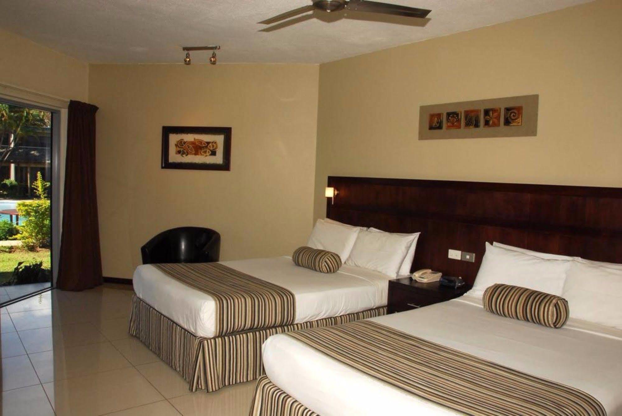 Tanoa Waterfront Hotel Lautoka Exterior photo