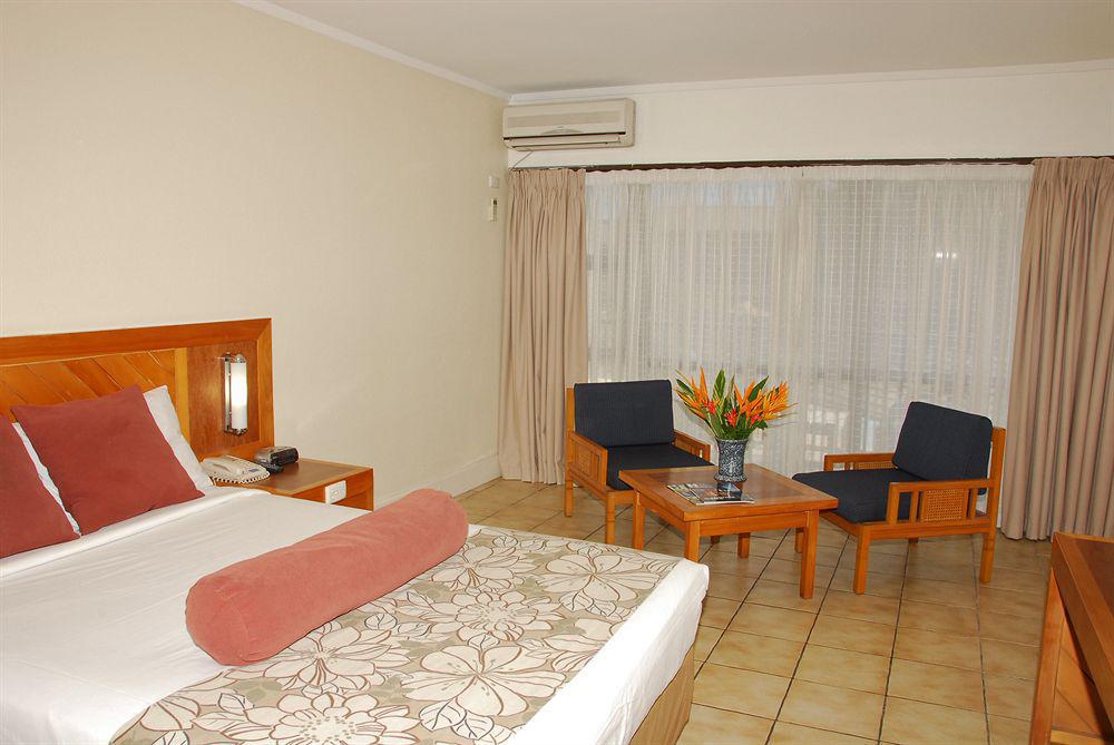 Tanoa Waterfront Hotel Lautoka Exterior photo